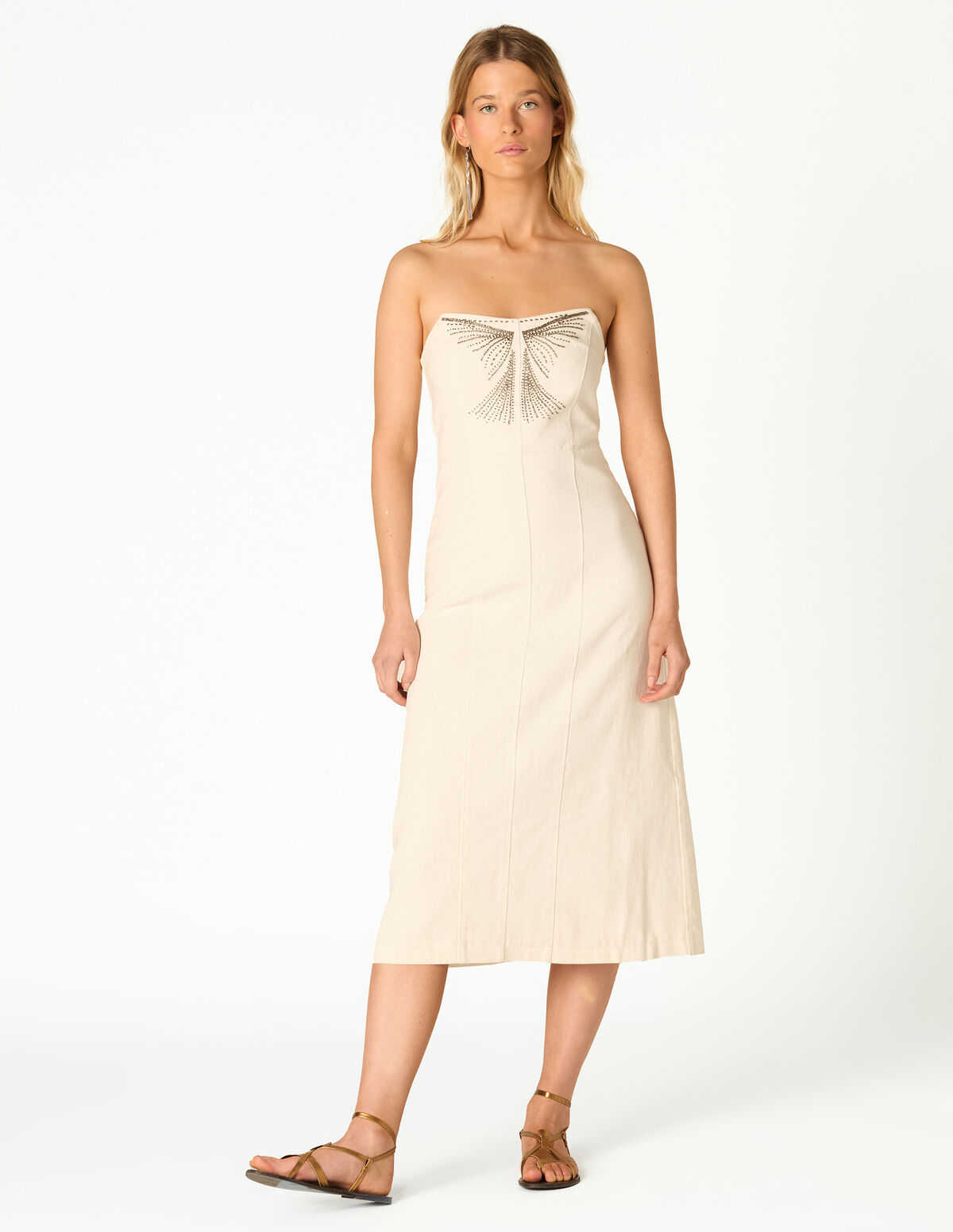 VESTIDO TACHAS SEM AL&Ccedil;AS BRANCO