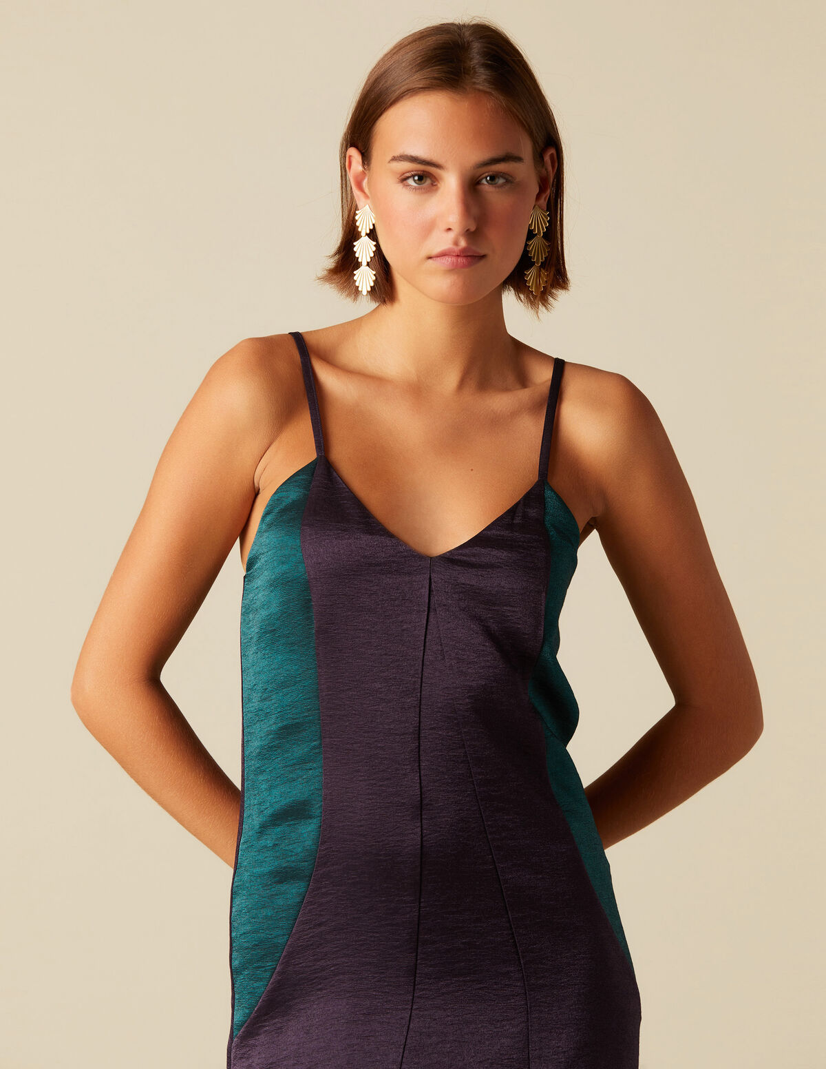 ROBE À BRETELLES MÛRE CONTRASTE