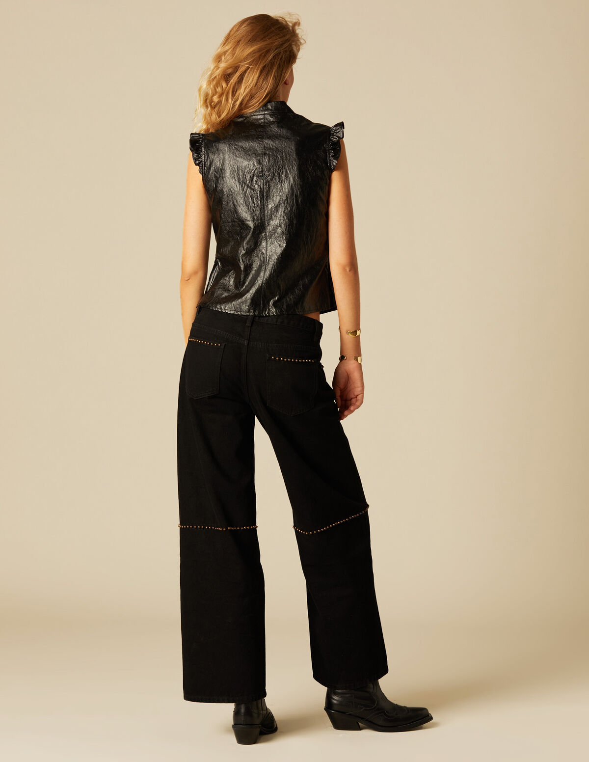 BLACK PIN-TUCK TOP