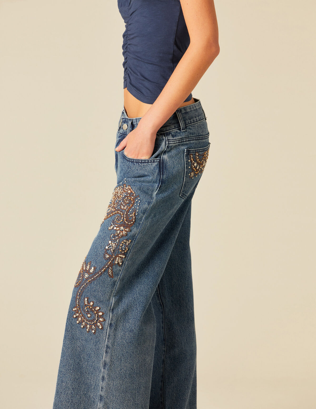 PANTALÓN BLANCO BORDADOS