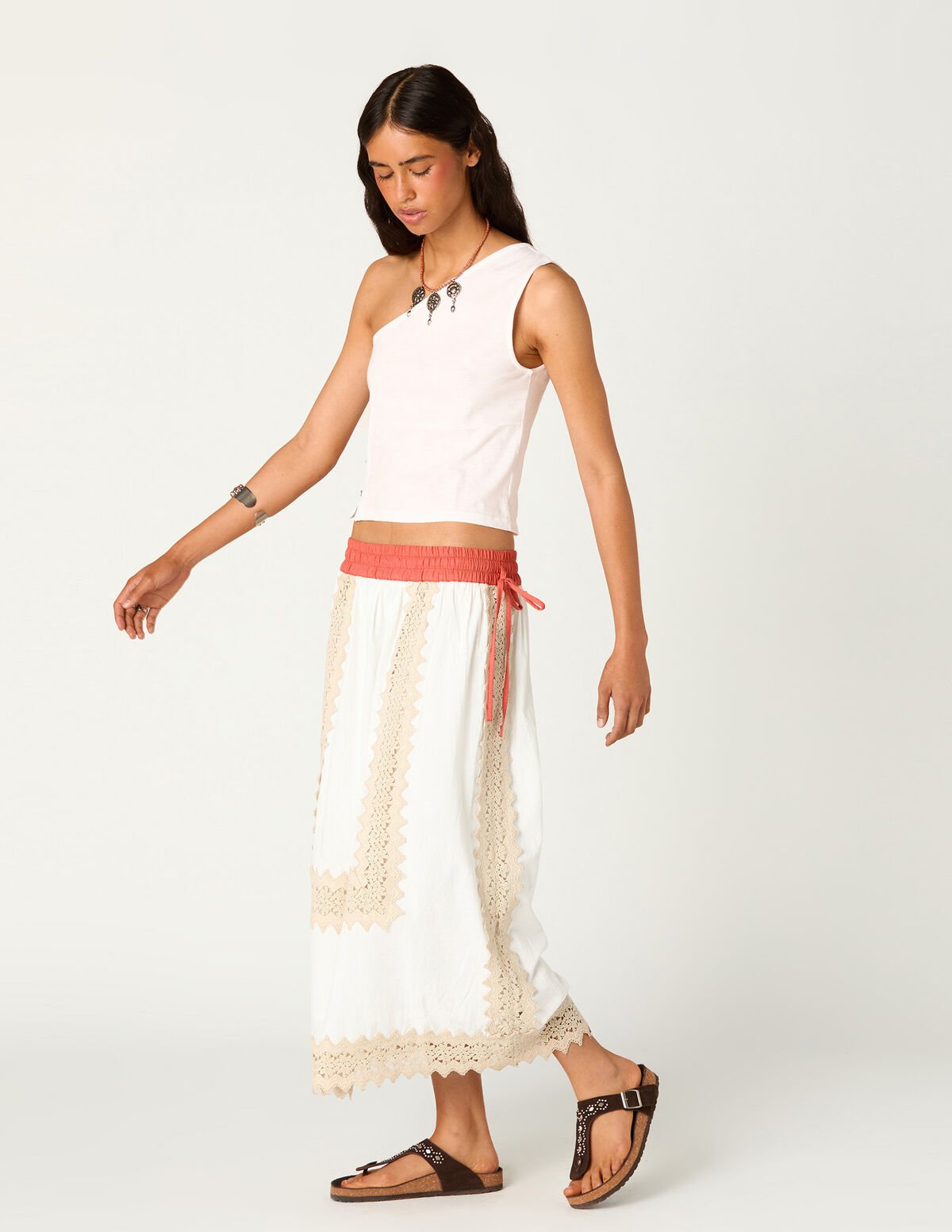 SAIA BRODERIE