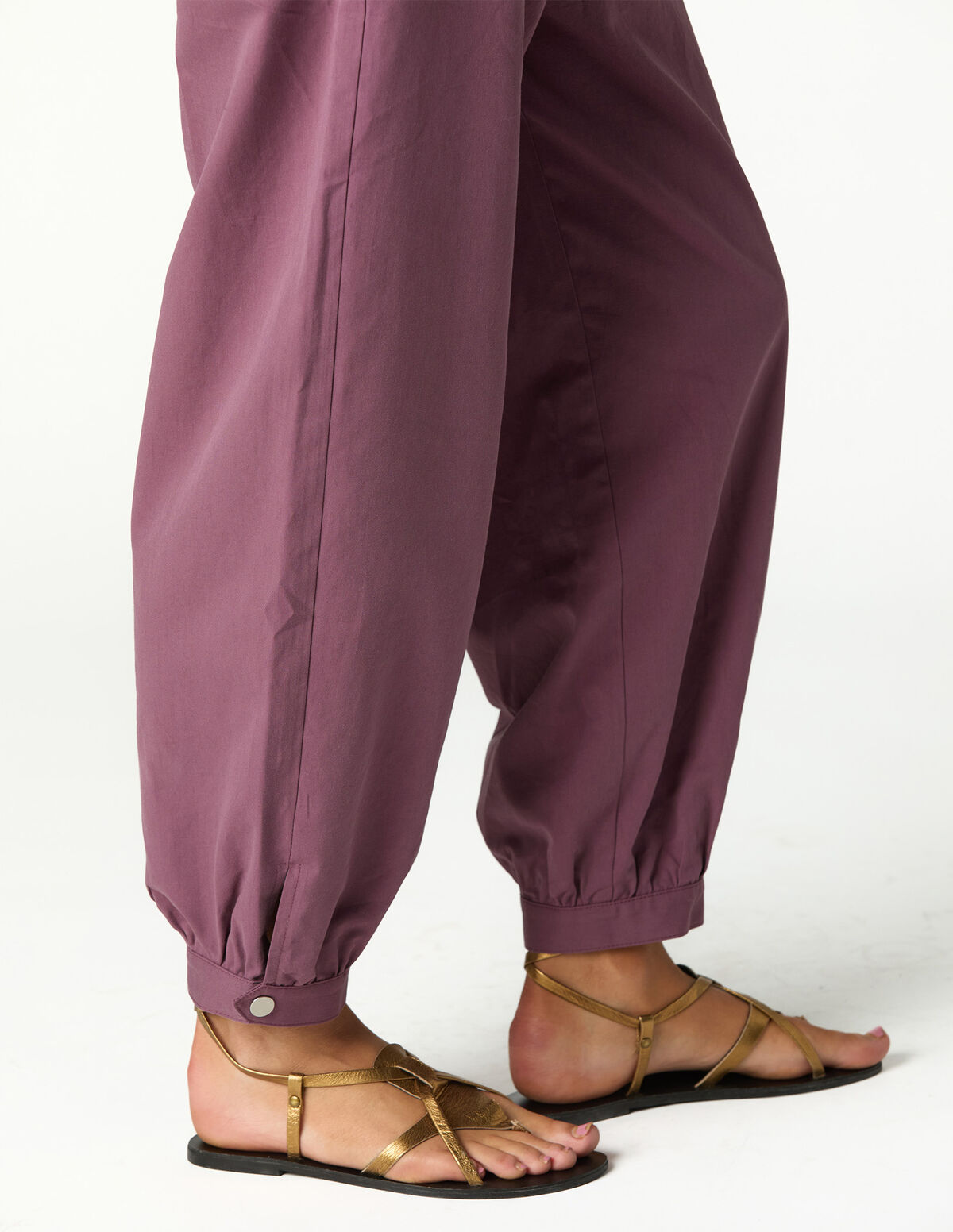 BLACK STUDDED TROUSERS