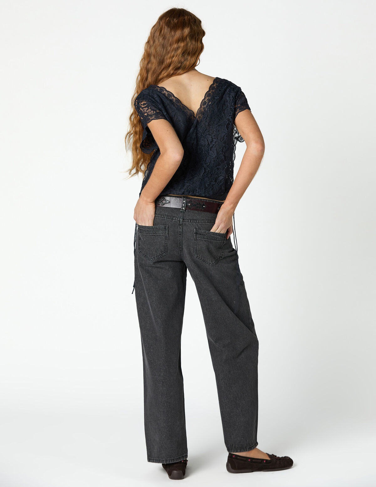 ANTHRACITE STUDDED BELT LOOPS JEANS