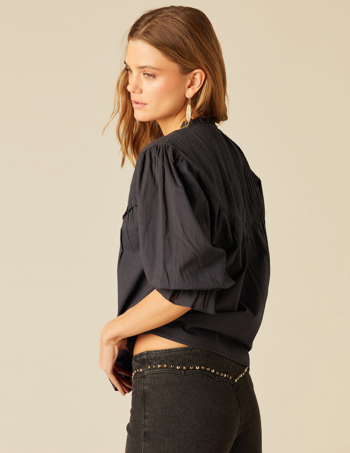 CAMISA ROMANTICA ANTRACITA