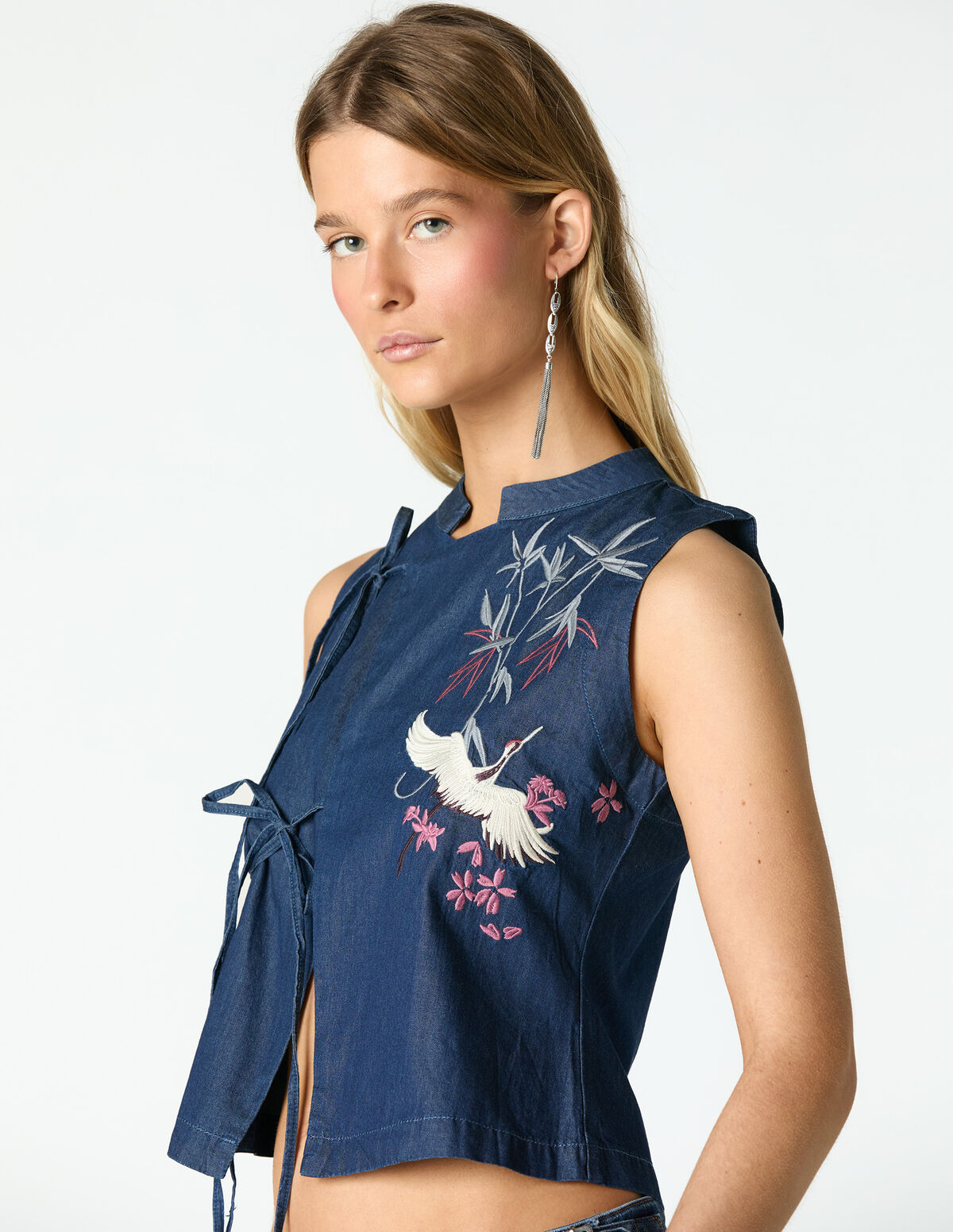 DENIM EMBROIDERED TOP