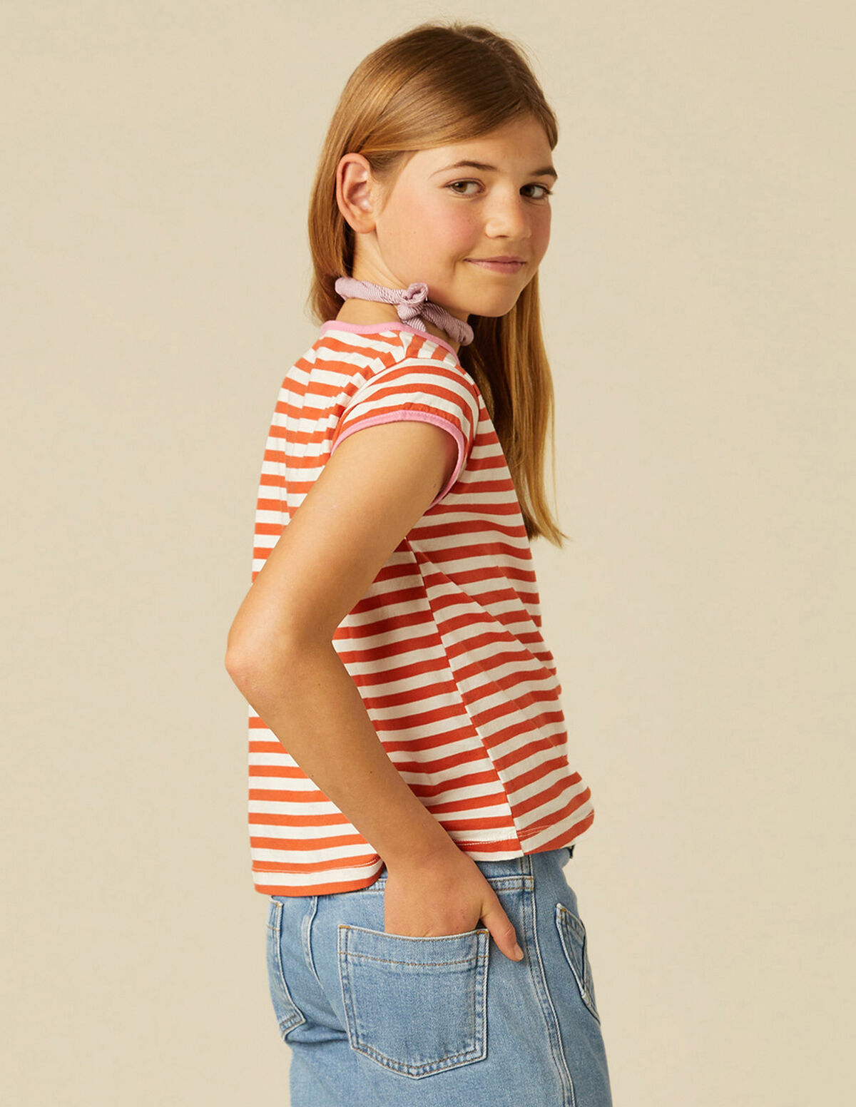 CAMISETA RAYA NARANJA CONSTRASTE