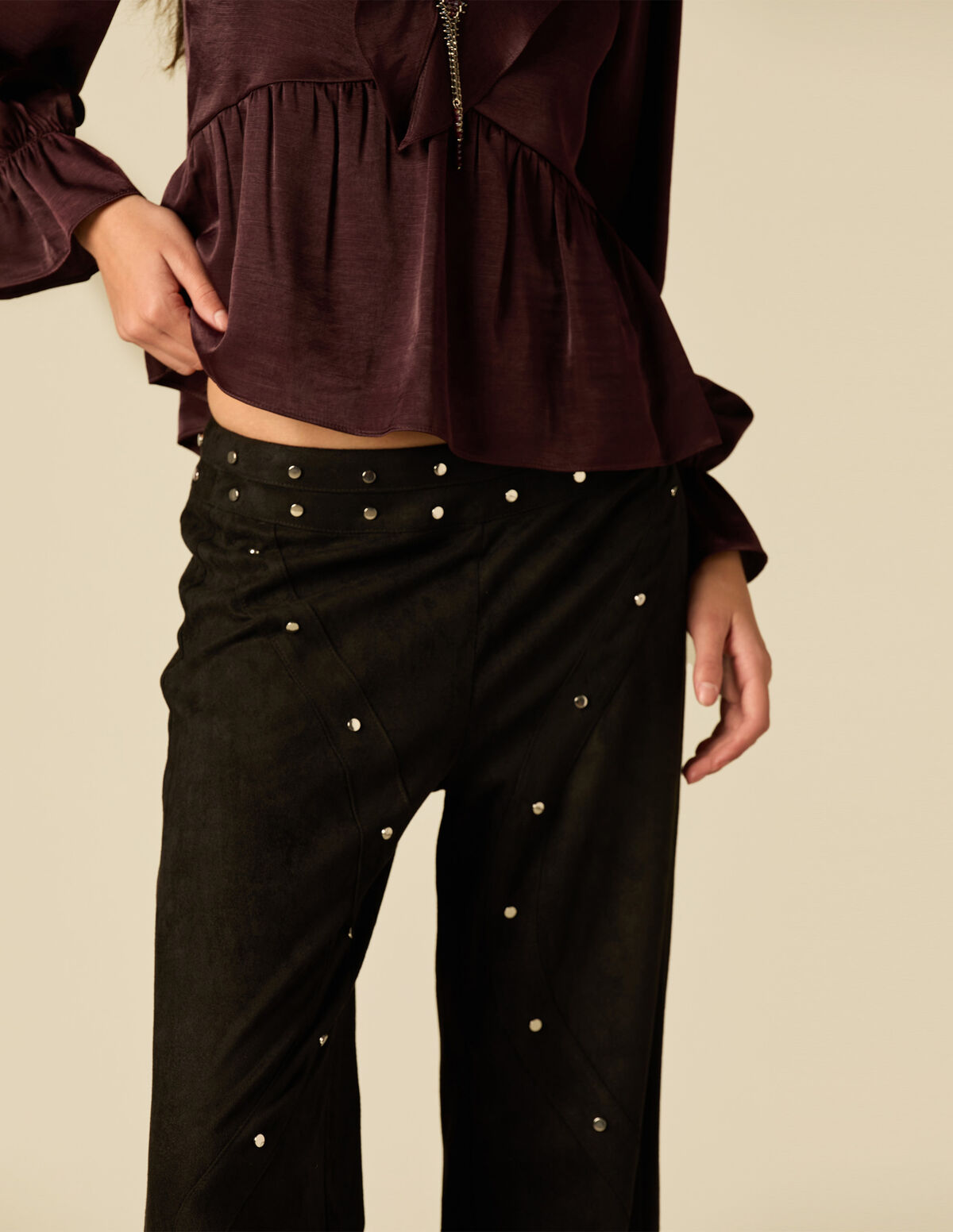 CALÇAS TACHAS CURVA AMORA