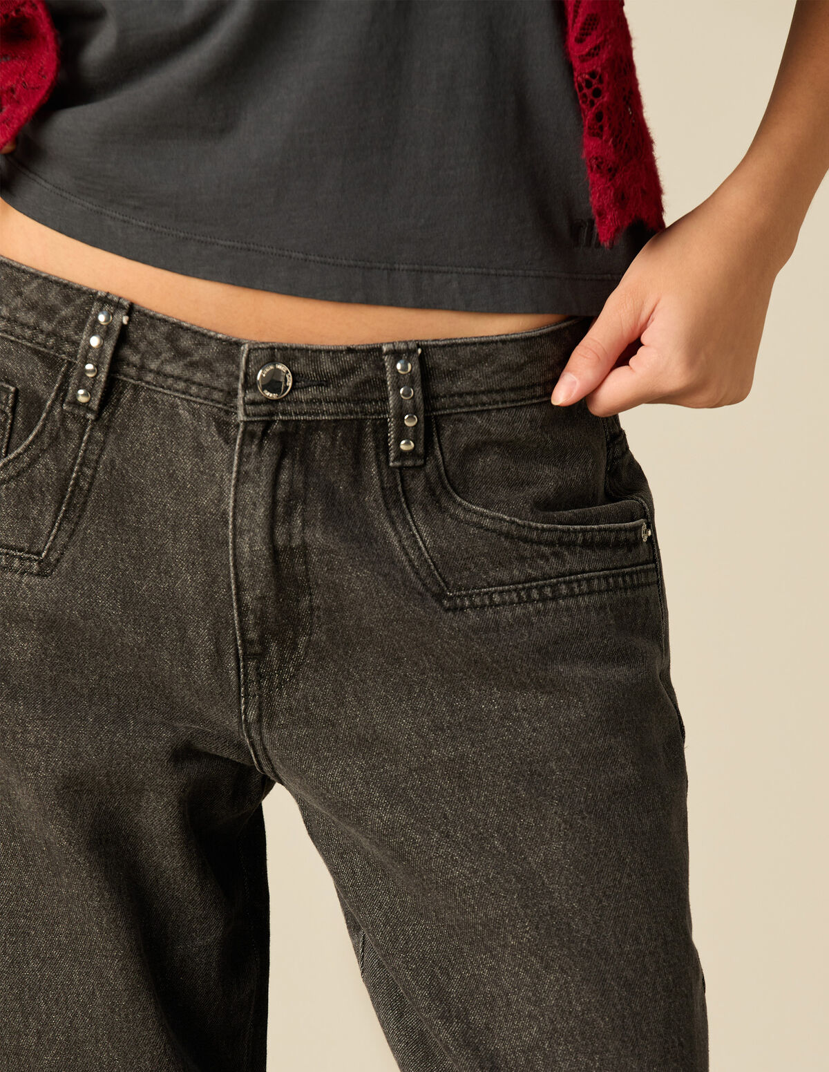 ANTHRACITE STUDDED BELT LOOPS JEANS