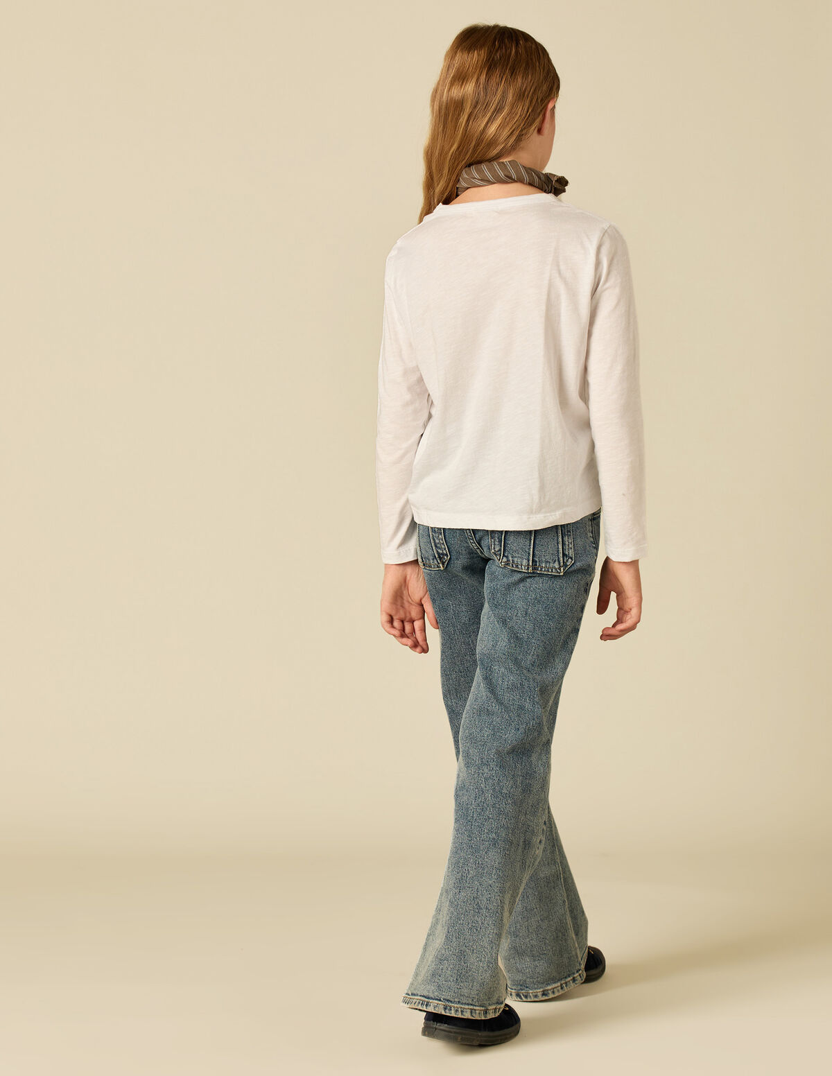 PANTALÓN AZUL BOLSILLOS COSTURAS