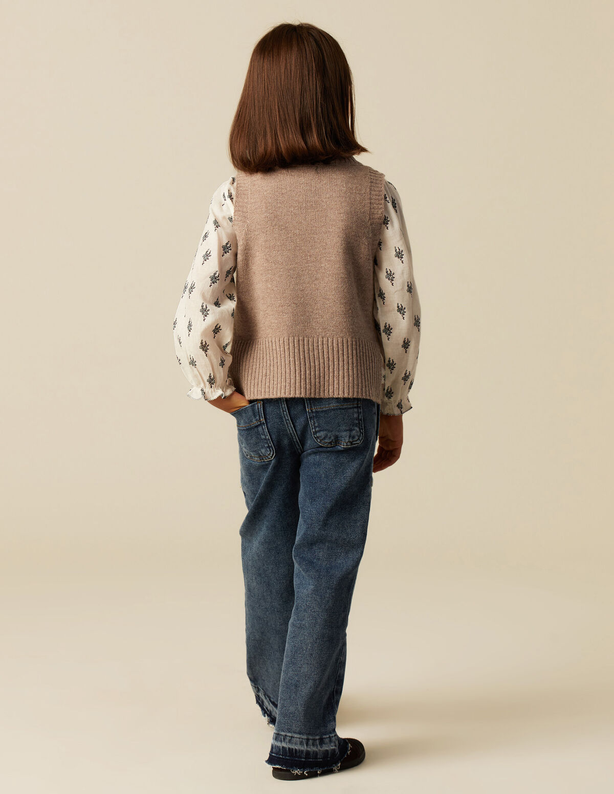 BROWN KNIT WAISTCOAT