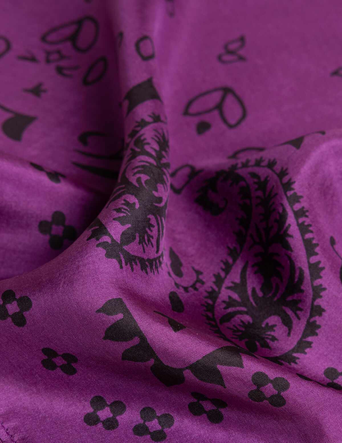 AMETHYST BANDANA