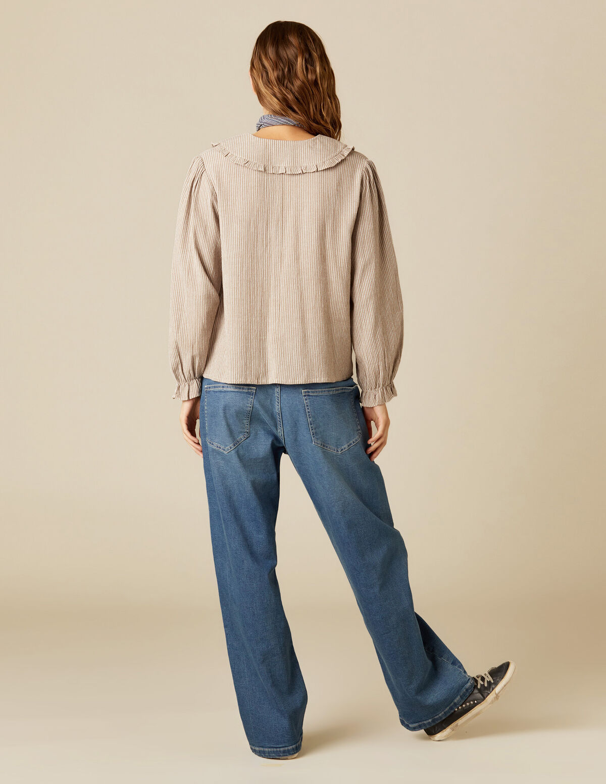 PANTALÓN BLANCO COSTURAS