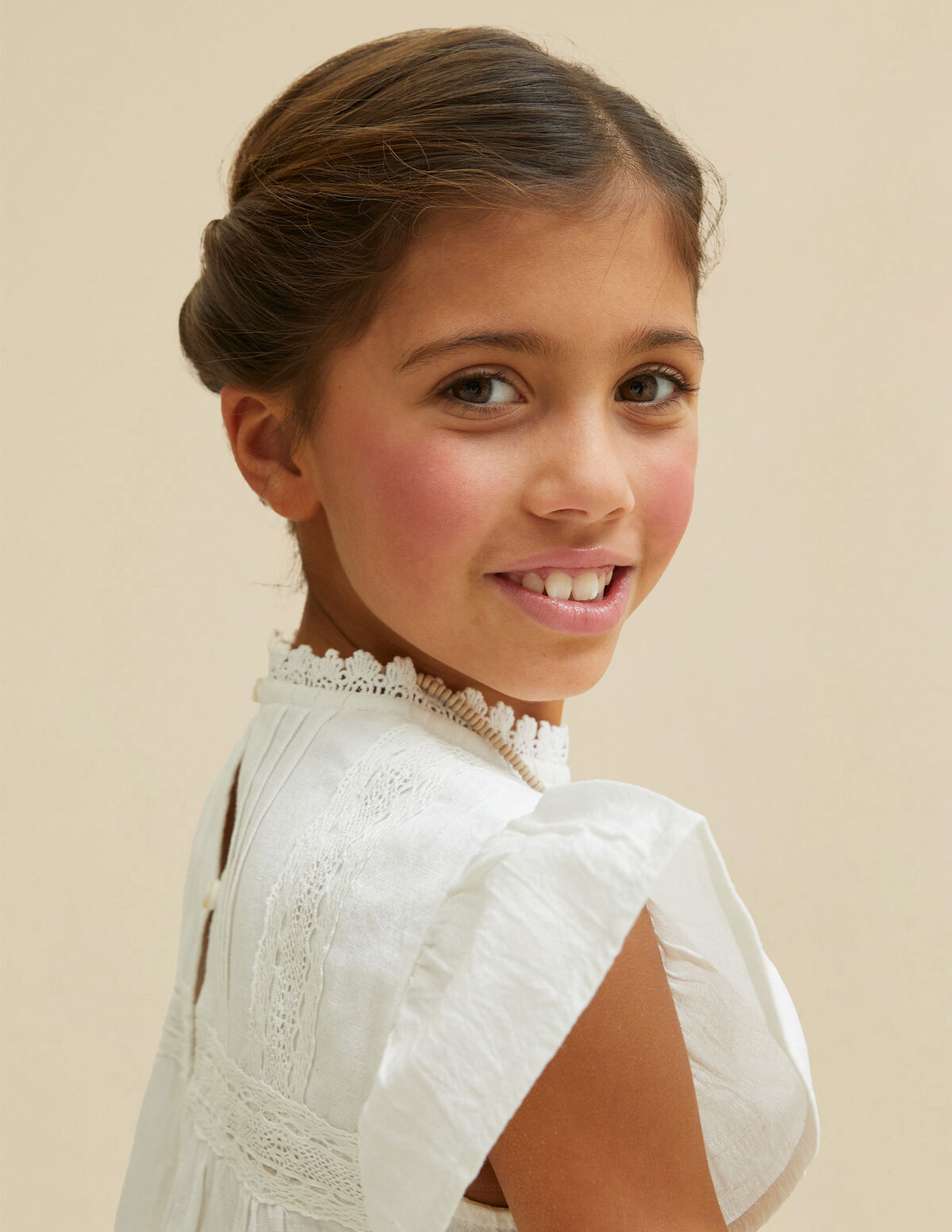 VESTIDO VOLANTE ENCAJES BLANCO
