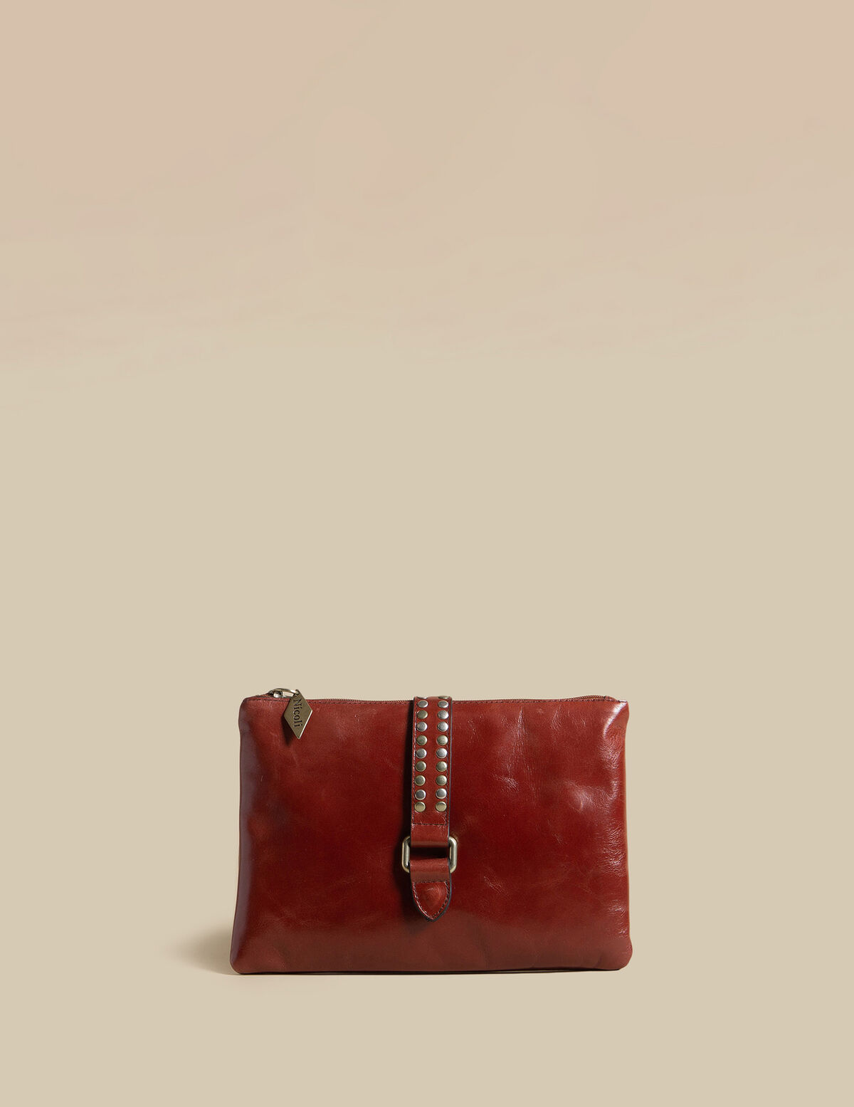 FUNDA NEGRA TACHUELAS PEQUEÑA
