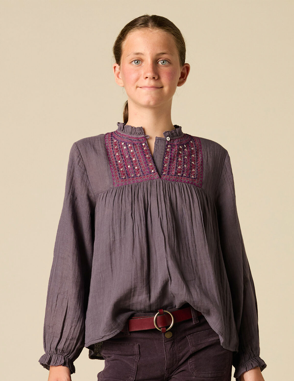 CAMISA BORDADA MULTICOLORIDA