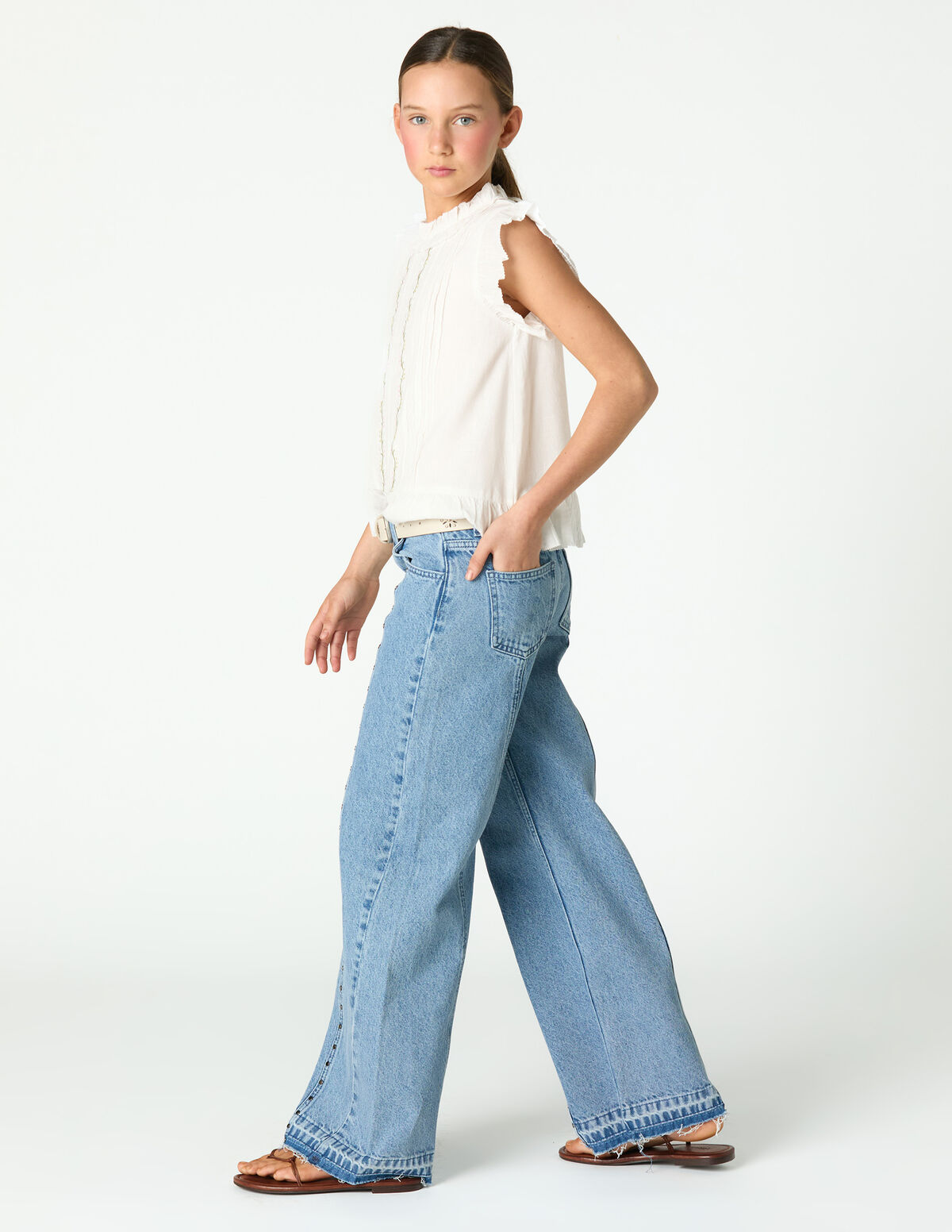 FLOWER EMBROIDERED SHIRT