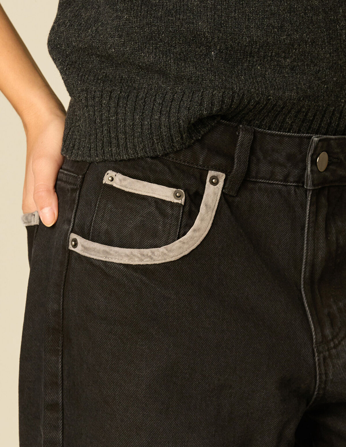 BLACK VELVET RIBBON TROUSERS