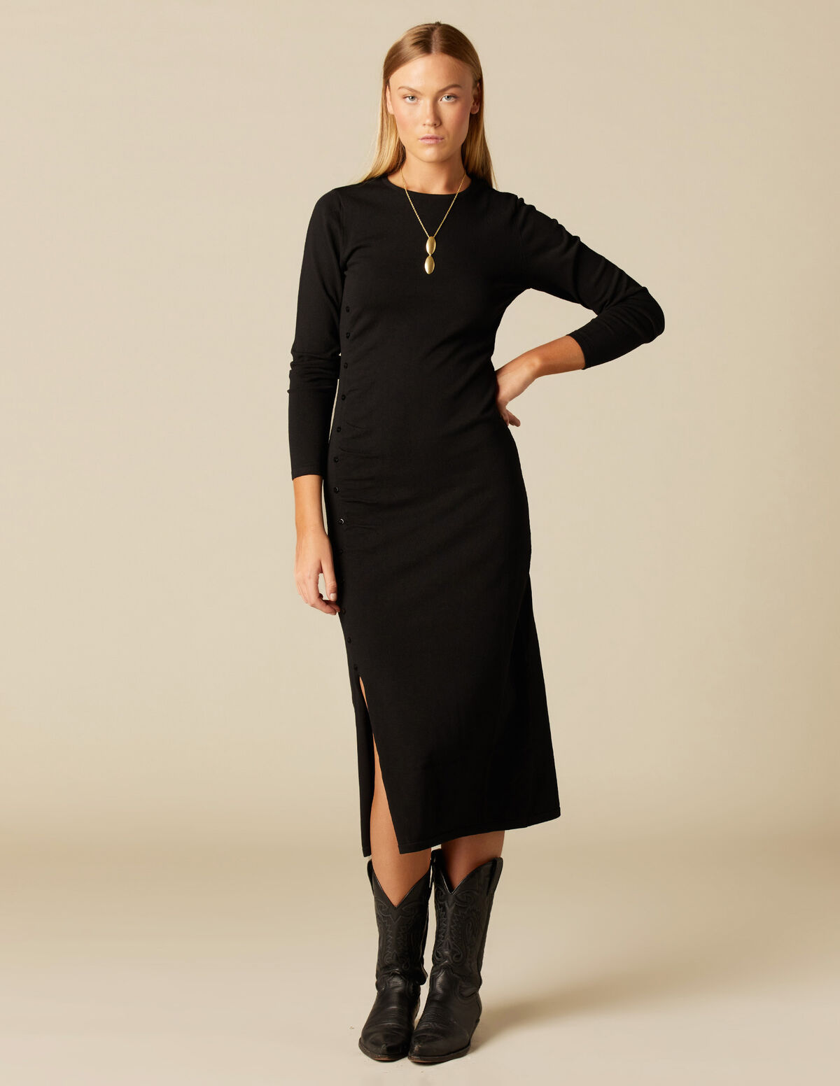 LONG BLACK DRESS